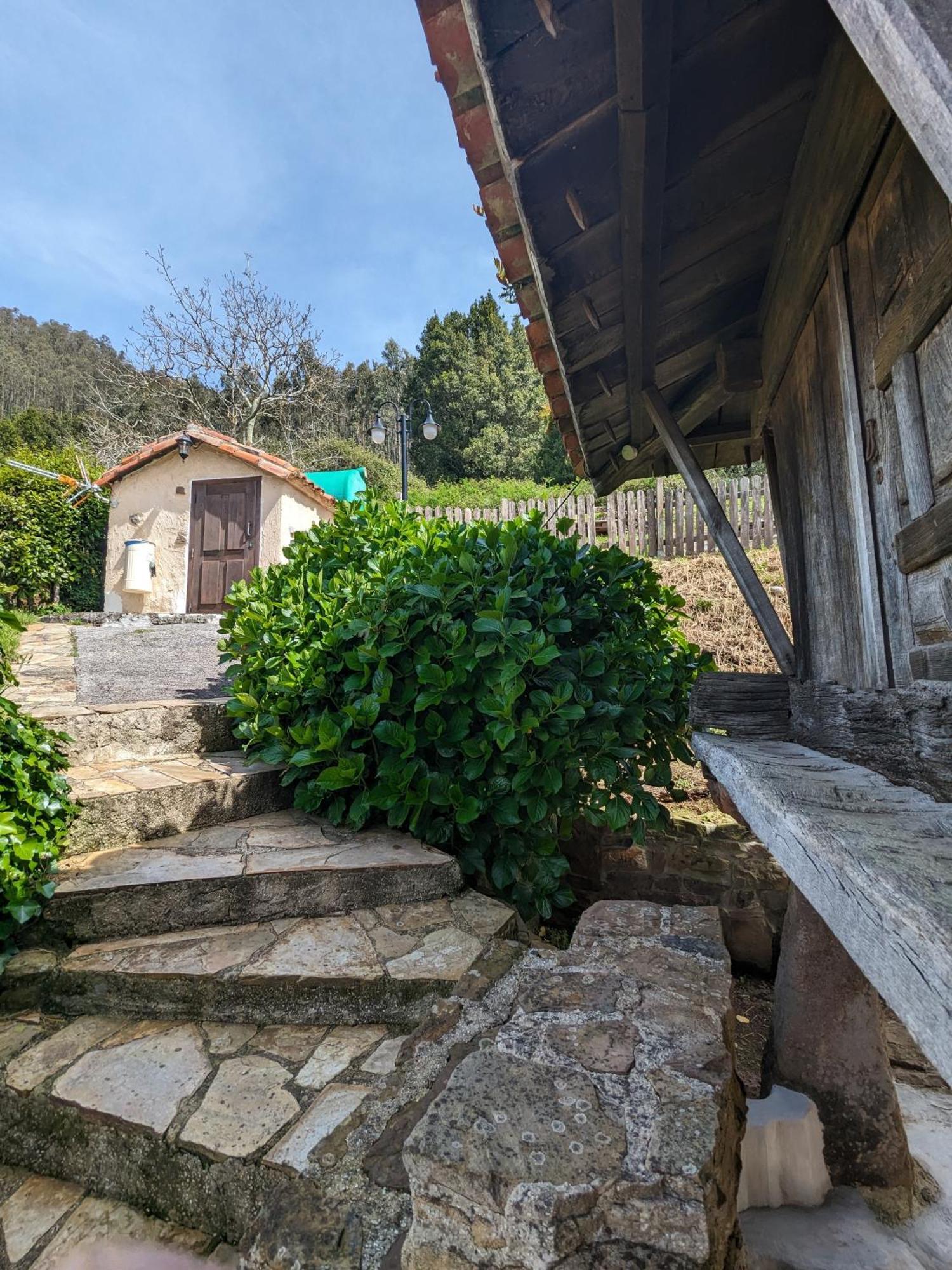 Las Casas De Isu Hotel Villaviciosa  Exterior photo